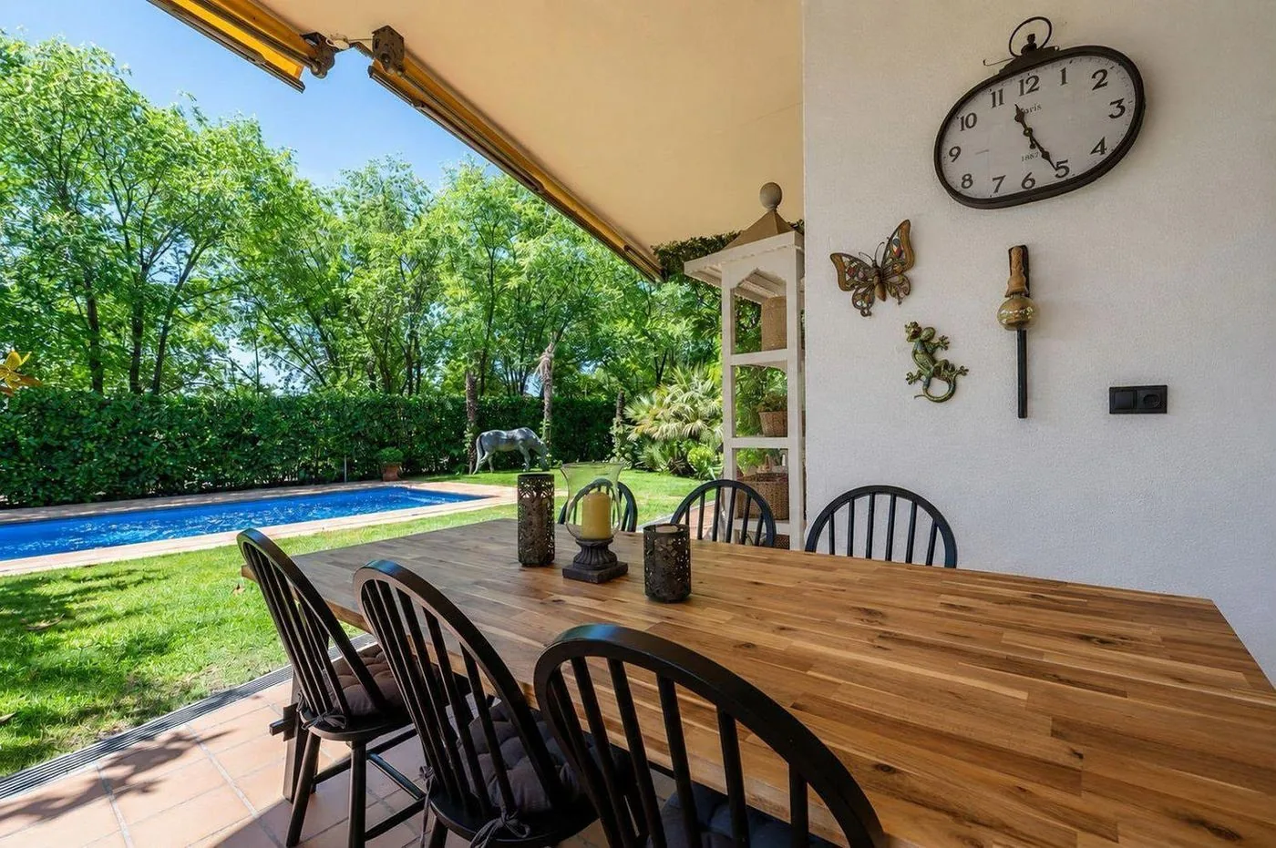 Chalet familiar con jardín y piscina en El Encinar de la Moraleja — foto 25