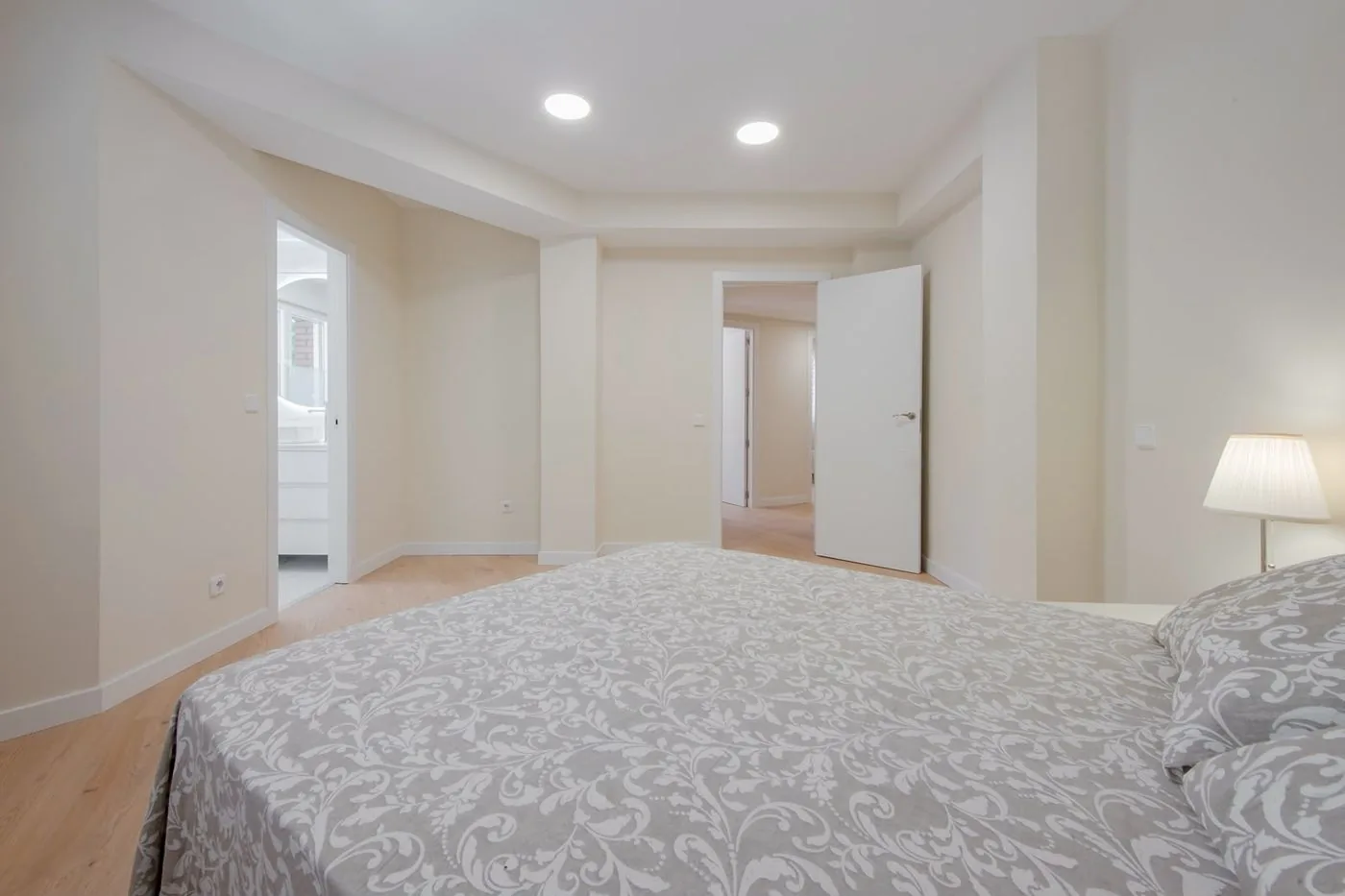 Gran piso de 5 dormitorios junto al Parque del Retiro — foto 11