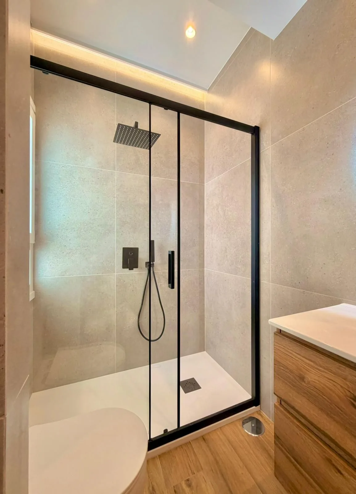 Piso reformado con terraza y piscina junto al Retiro — foto 8
